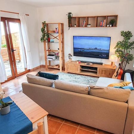 Oasis Desert - Holiday Home With Pool & Garden Near Corralejo And Lajares Zewnętrze zdjęcie
