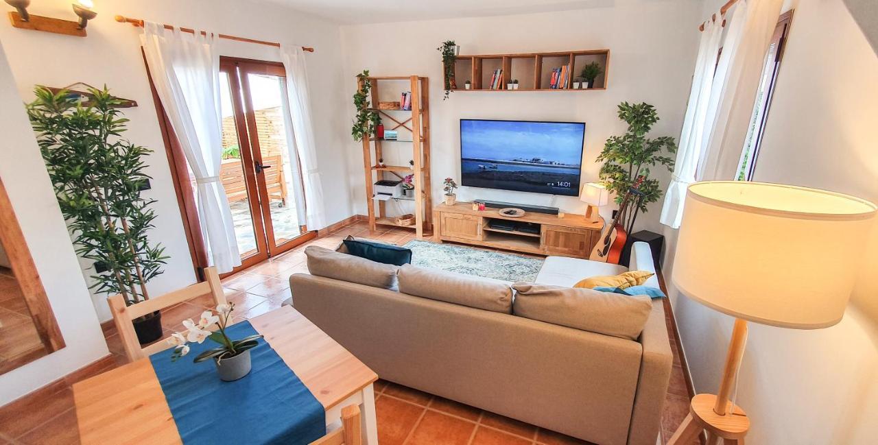 Oasis Desert - Holiday Home With Pool & Garden Near Corralejo And Lajares Zewnętrze zdjęcie